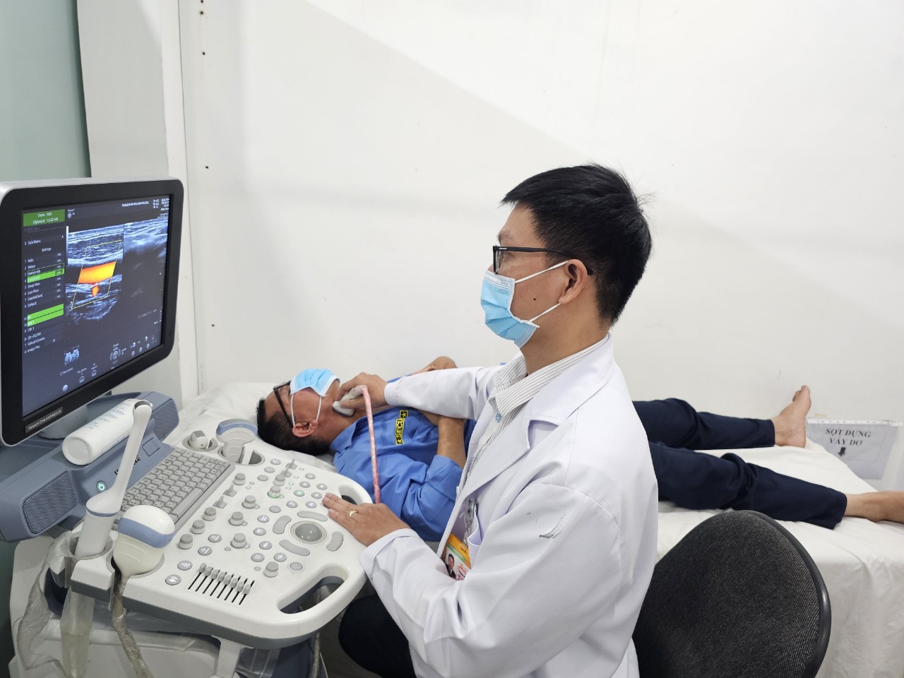 Siêu âm động mạch cảnh